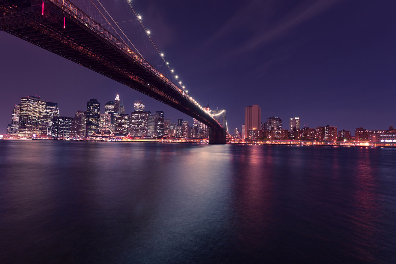 Background Image of Brooklyn Bridge