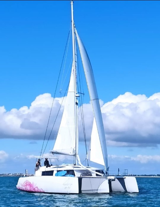 Un tour du monde avec 4 enfants à bord d’un NEEL 43 : le témoignage de la famille SAIL AND SURF